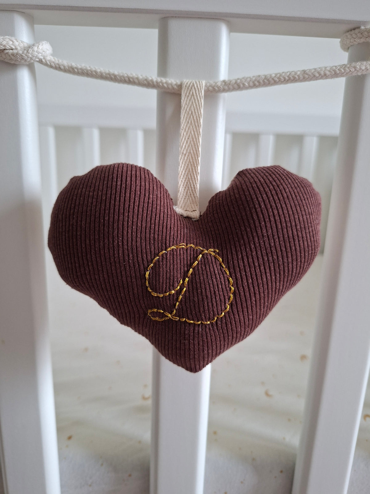 Kersthanger van babykleding