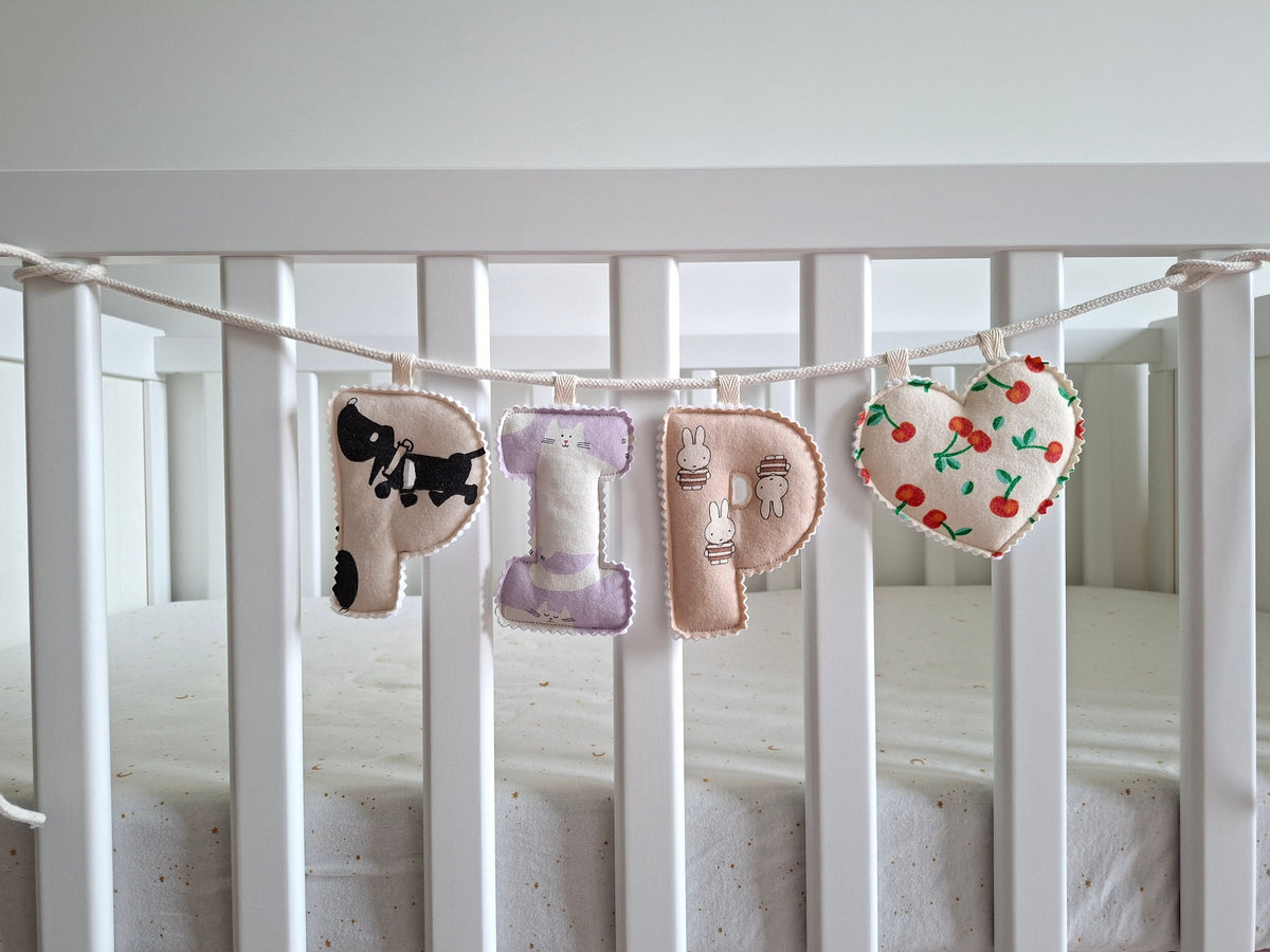 Naamslinger van babykleding via wachtlijst