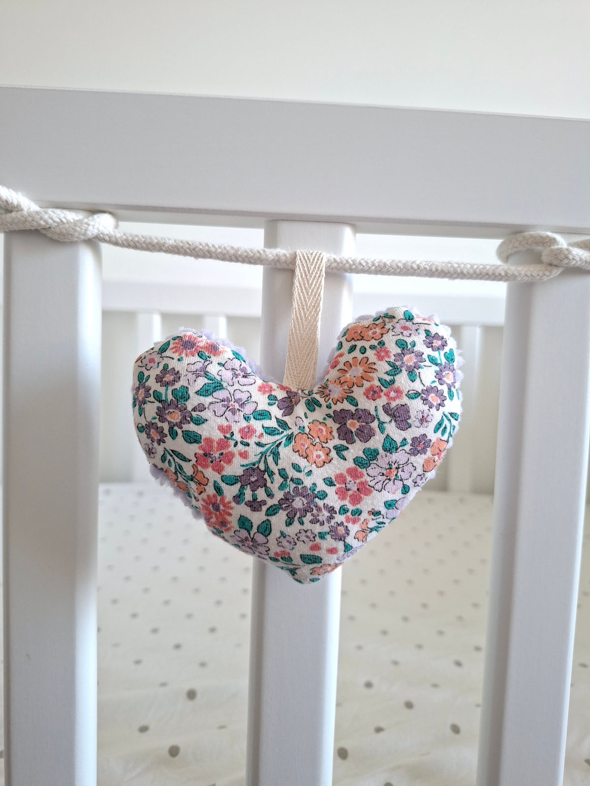 Kersthanger van babykleding