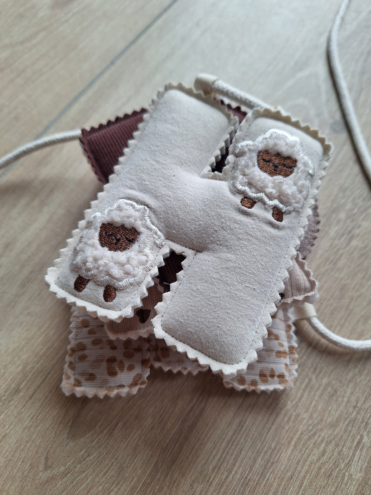 Naamslinger van babykleding via wachtlijst